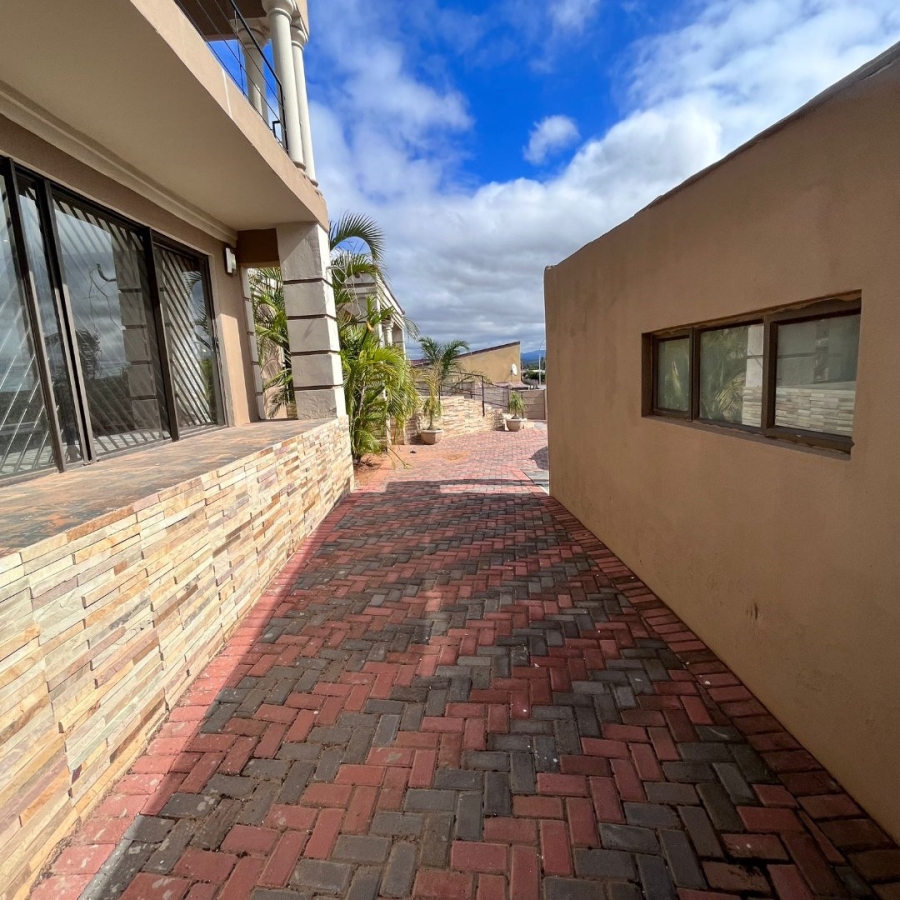 4 Bedroom Property for Sale in Despatch Central Eastern Cape